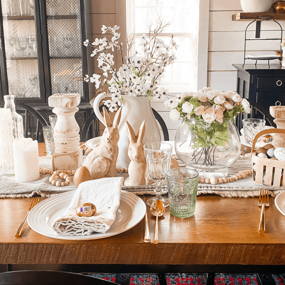 6 simple steps to creating an easy Easter tablescape this Spring