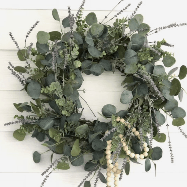10 Rustic Farmhouse Wreaths For Your Front Door
